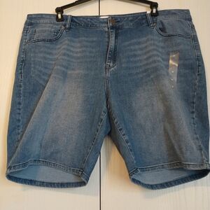 Lane Bryant Women's Plus Size 22 Bermuda Shorts Embellished back pockets